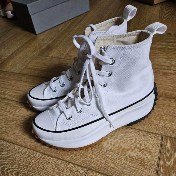 Gender Inclusive Chuck Taylor All Star Run Star Hike High Top Platform Sneaker - Picture 3 of 8